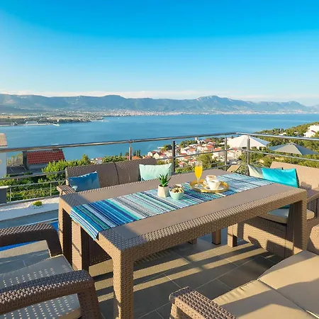 Сasa de vacaciones Beautiful In Mastrinka Trogir